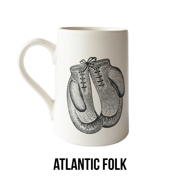 Atlantic Folk - Халба с боксови ръкавици 1